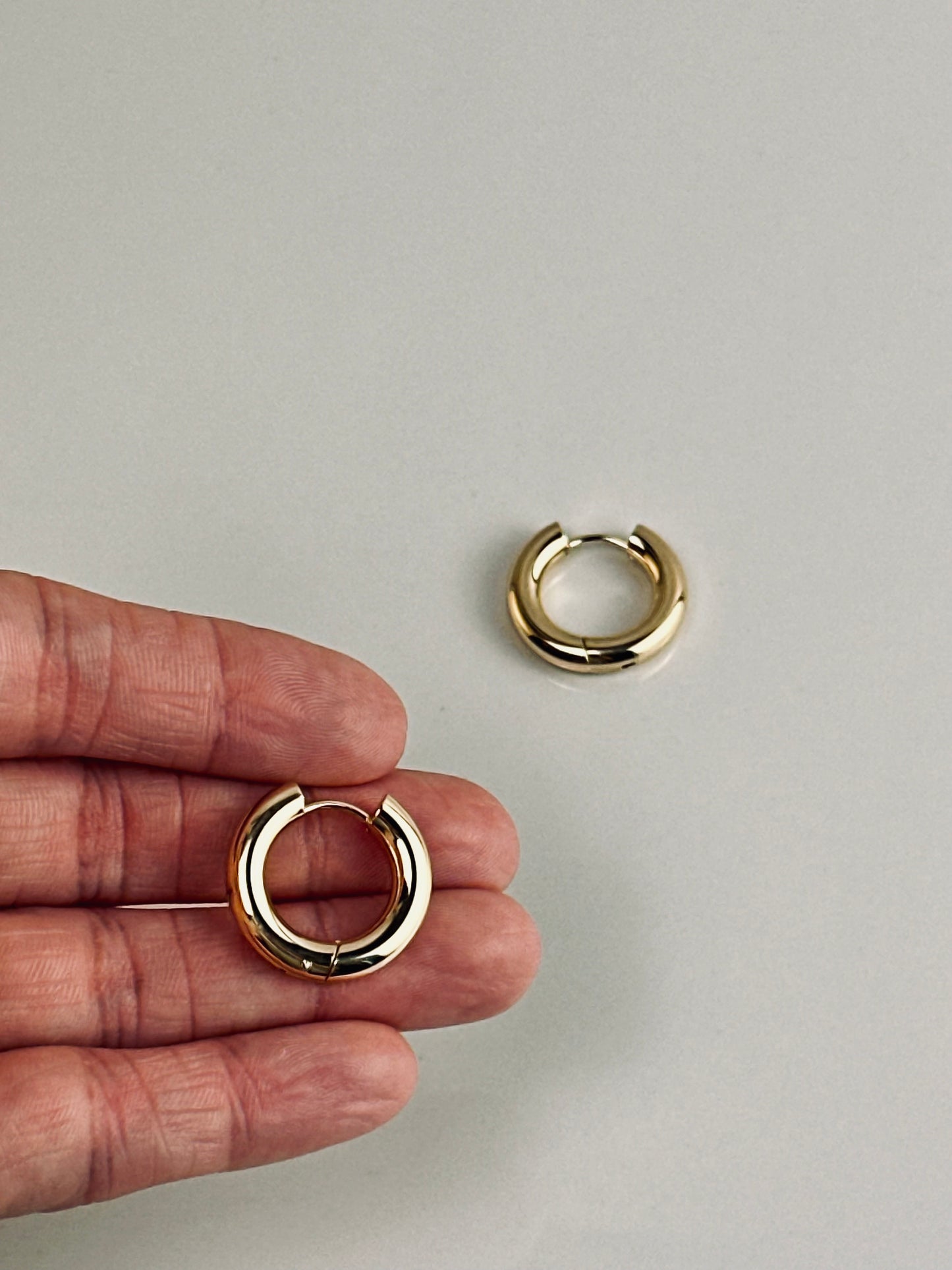 Radiance Hoops